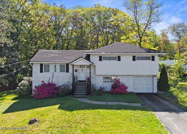 Property at 4 Pen Y Bryn Dr, Scranton, PA 18505, 3 beds, 2 baths