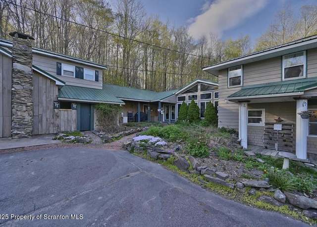 Property at Undisclosed address, Newfoundland, PA 18445, 9 beds, 4 baths