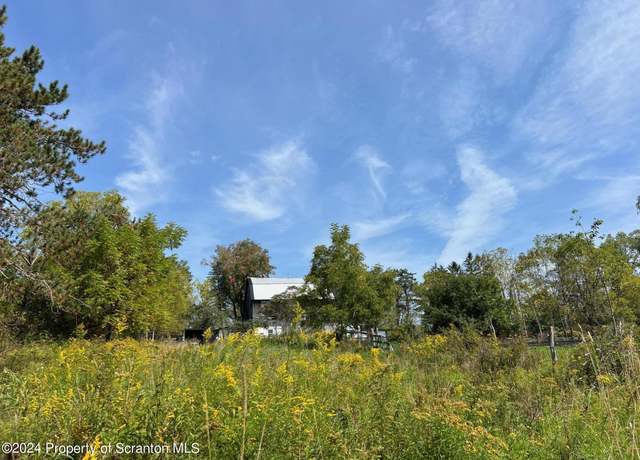 Property at 1616 Forest Acres Dr, Clarks Summit, PA 18411, 4 beds, 1.5 baths