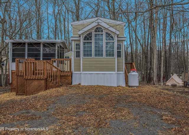 Property at 692 Snowshoe Dr, Covington Twp, PA 18424