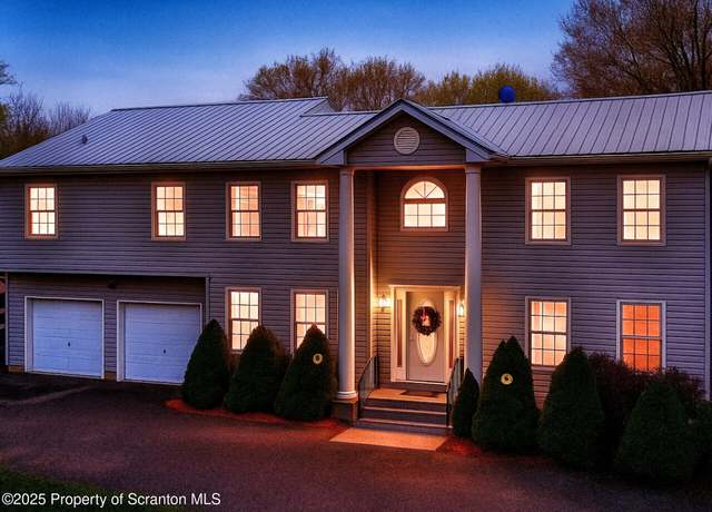 Property at 798 Sullivan Trl, Scotrun, PA 18355, 4 beds, 3.5 baths