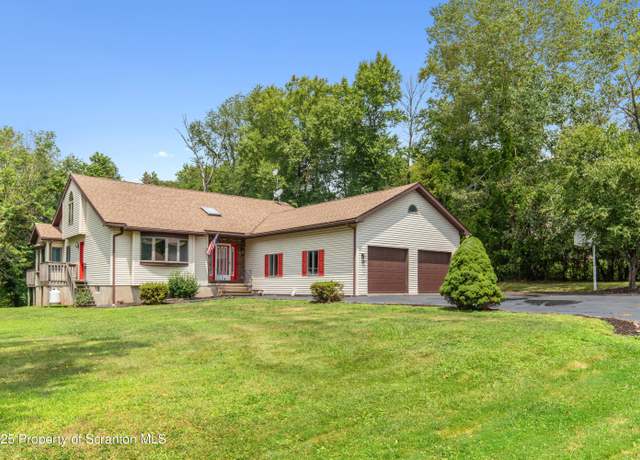 Property at 136 Kimberly Cir, Clarks Summit, PA 18411, 4 beds, 3 baths