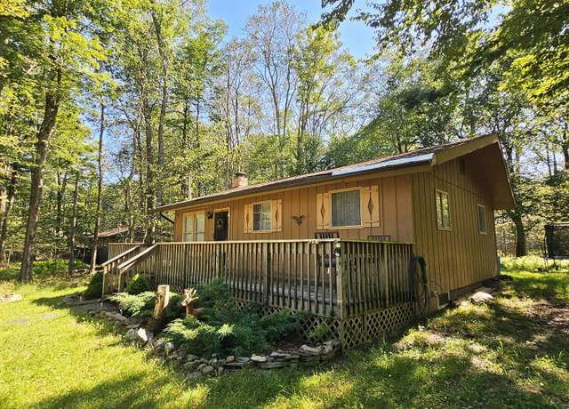 Property at 55 Lyman Ln, Covington Twp, PA 18424, 3 beds, 1 bath