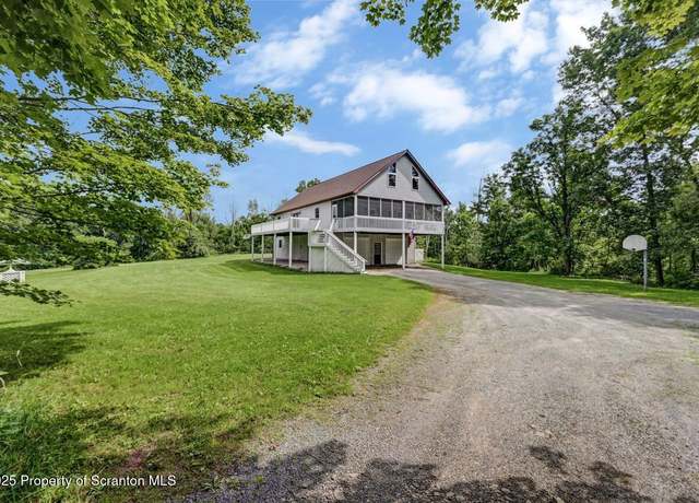 Property at 38 Stone Ln, Scott Twp, PA 18447, 3 beds, 3.5 baths