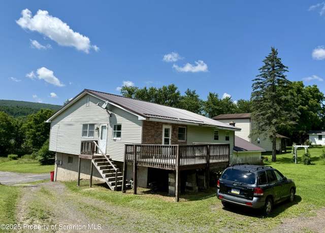 Property at 190 Rear Gordon Ave, Carbondale, PA 18407, 3 beds, 2 baths