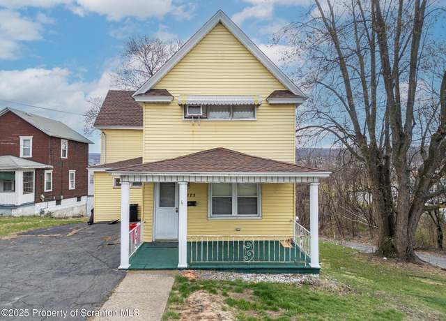 Property at 1273 Snyder Ave, Scranton, PA 18504, 3 beds, 2 baths