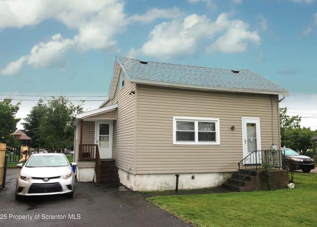Property at 528 Hemlock St, Scranton, PA 18505, 4 beds, 1 bath