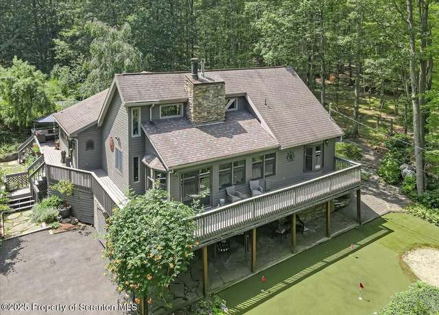 Property at 141 Cove Point Cir, Lakeville, PA 18438, 4 beds, 3.5 baths