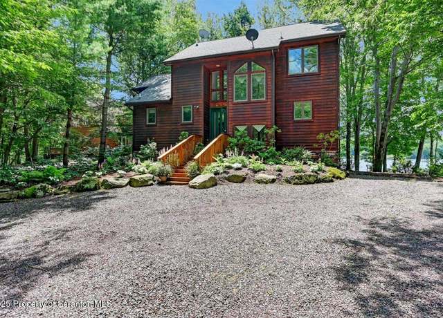 Property at 1753 Rockpoint Ct, Lake Ariel, PA 18436, 3 beds, 3.5 baths