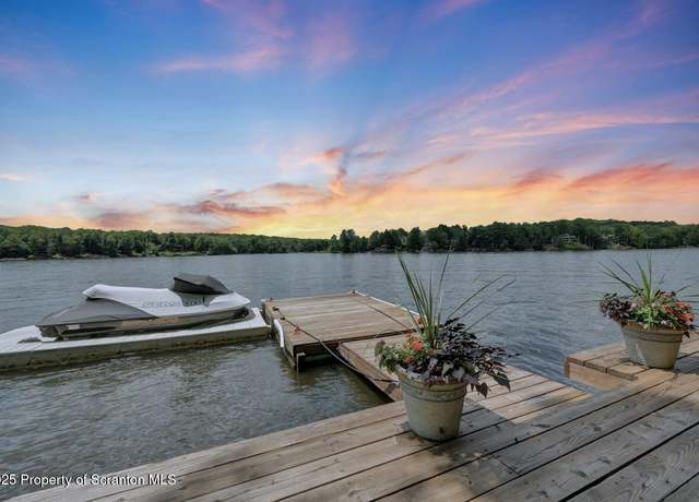 Property at 1753 Rockpoint Ct, Lake Ariel, PA 18436, 3 beds, 3.5 baths