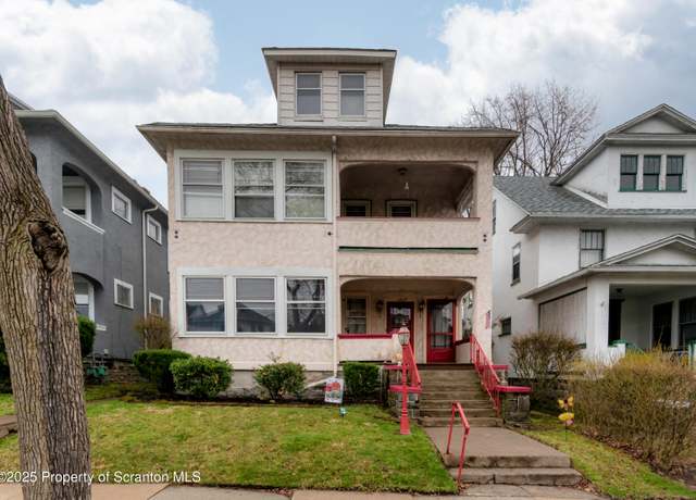 Property at 542 Colfax Ave, Scranton, PA 18510, 6 beds, 2.5 baths