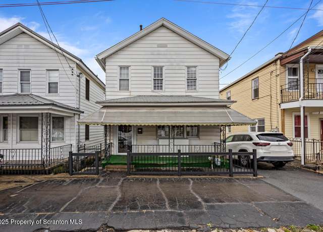 Property at 816 Pittston Ave, Scranton, PA 18505, 3 beds, 1 bath