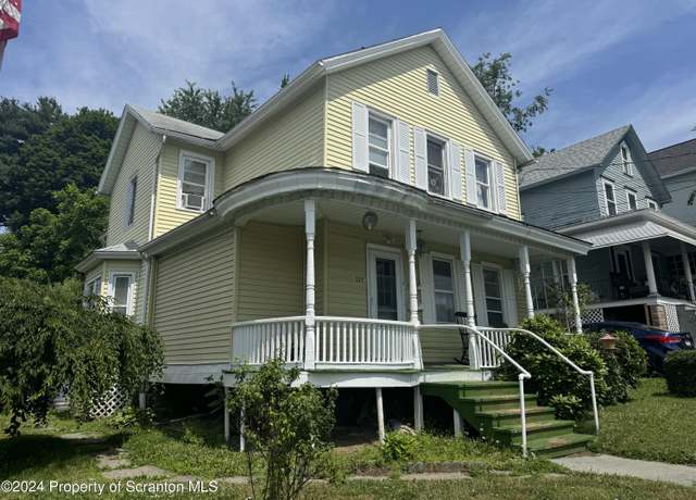Property at 537 N Lincoln Ave, Scranton, PA 18504, 3 beds, 2 baths