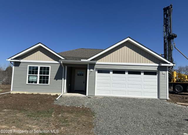 Property at 242 Mountainview Dr Lot 98, Jefferson Twp, PA 18436, 3 beds, 2 baths