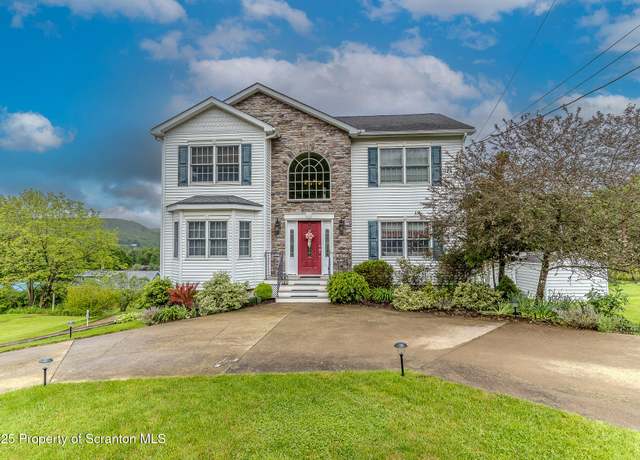 Property at 99 Elizabeth Ave, Hallstead, PA 18822, 3 beds, 2.5 baths