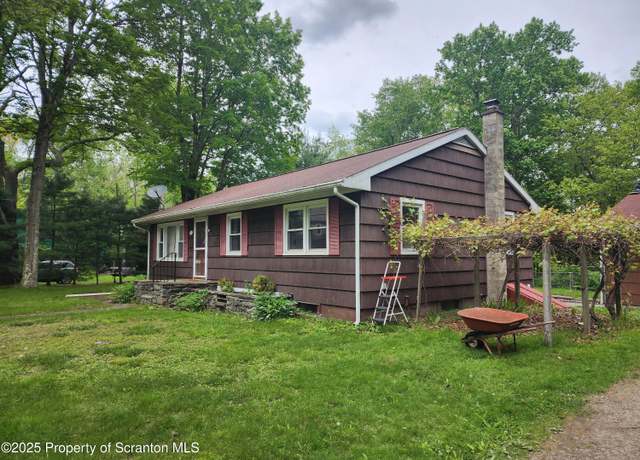 Property at 49 2nd St, Gouldsboro, PA 18424, 3 beds, 1 bath