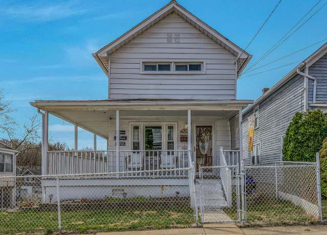 Property at 327 Andover St, Wilkes-barre, PA 18702, 3 beds, 1.5 baths