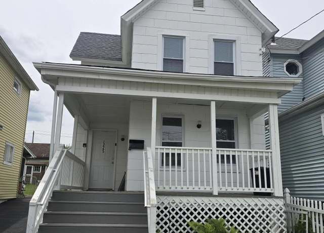 Property at 325 Ferdinand St, Scranton, PA 18508, 3 beds, 2 baths