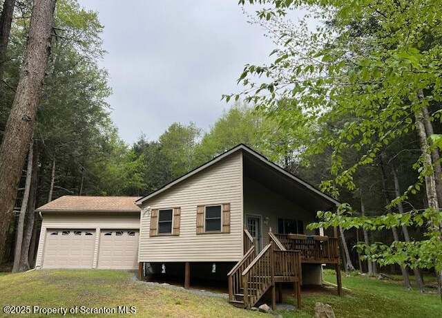 Property at 73 Holiday Dr, Albrightsville, PA 18210, 3 beds, 2 baths