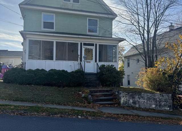 Property at 208 E Warren St, Dunmore, PA 18512, 6 beds, 2 baths