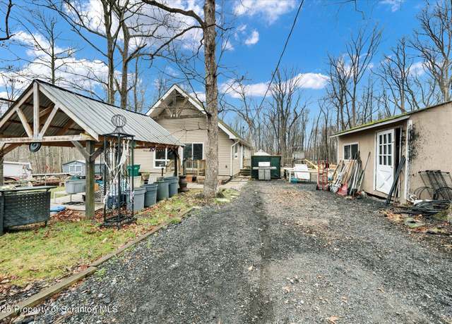 Property at 2313 Elmhurst Rd, East Stroudsburg, PA 18302, 3 beds, 1 bath