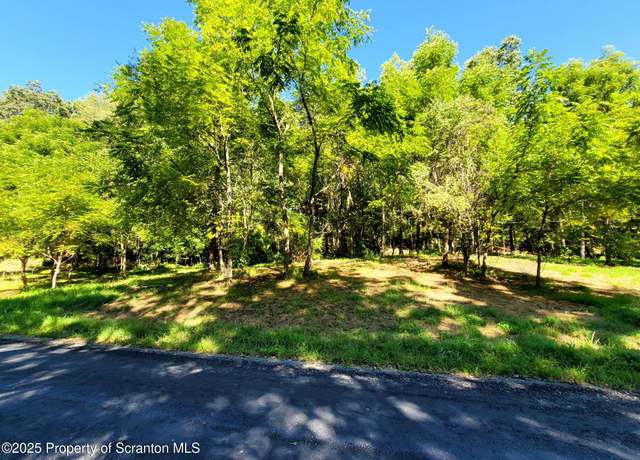 Property at 587 Evergreen Dr, Falls, PA 18615