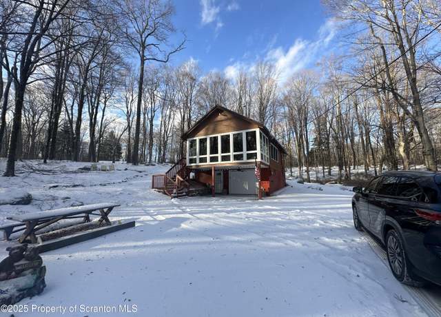 Property at 105 Hughes Dr, Greene Twp, PA 18426, 2 beds, 1 bath