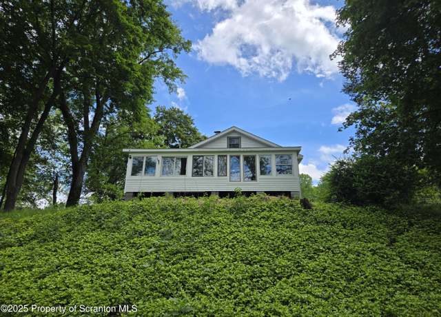Property at 10 Maple Grove Ln, Tunkhannock, PA 18657, 4 beds, 1 bath