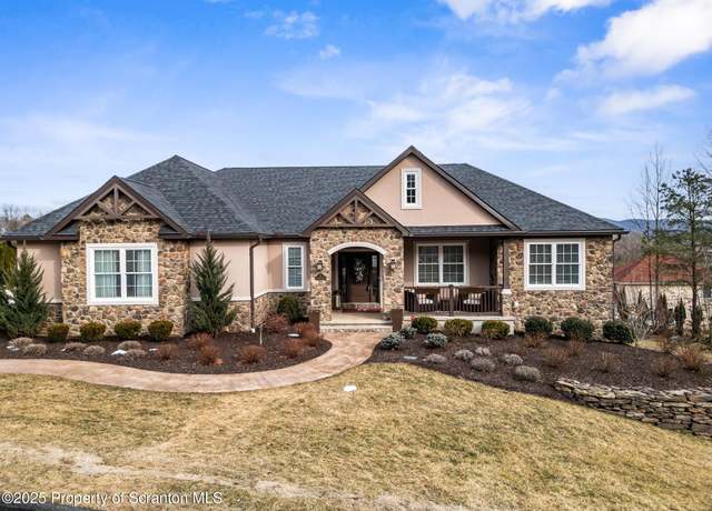Property at 15 Stonehill Rd, Old Forge, PA 18518, 4 beds, 3.5 baths