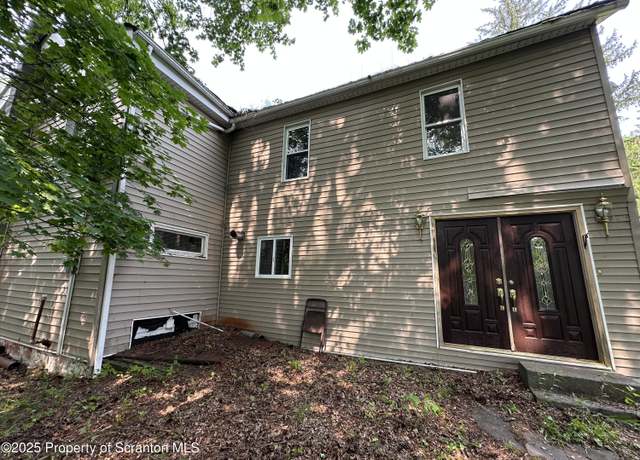 Property at 439 Old Union Rd, Equinunk, PA 18417, 4 beds, 3 baths