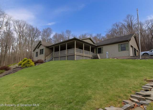 Property at 396 Blue Heron Way, Hawley, PA 18428, 3 beds, 2.5 baths