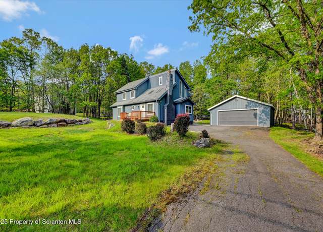 Property at 227 Valley View Dr, Albrightsville, PA 18210, 4 beds, 3 baths