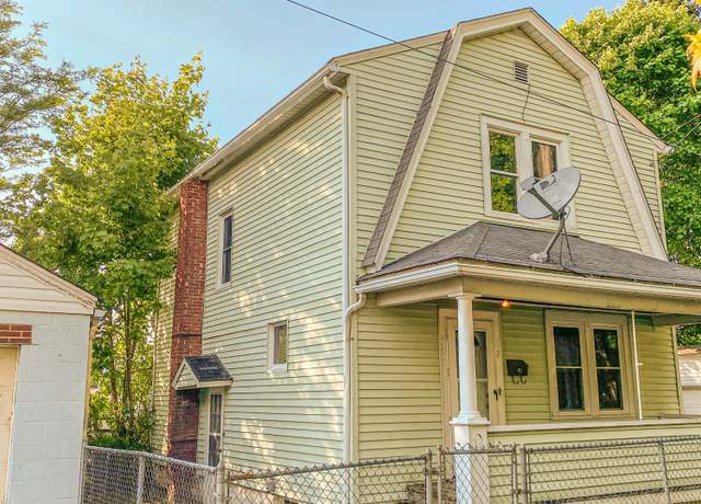 Property at 837 Maple, Scranton, PA 18505, 3 beds, 1.5 baths