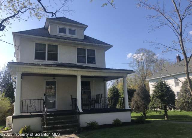 Property at 505 Main Ave, Clarks Summit, PA 18411, 4 beds, 1.5 baths