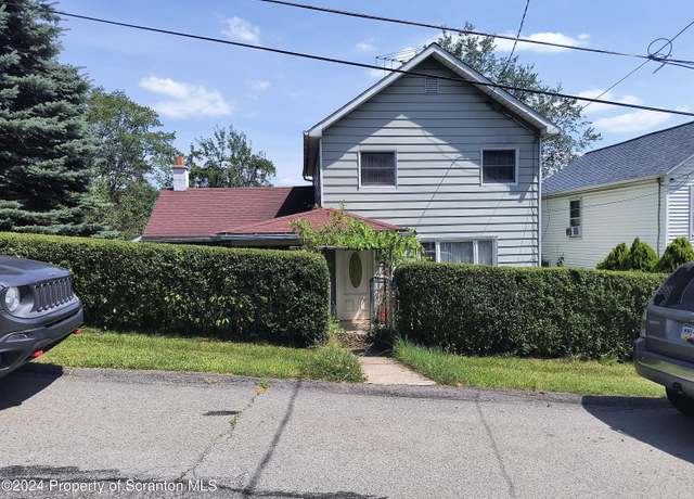 Property at 148 5th St, Mayfield, PA 18433, 3 beds, 1 bath
