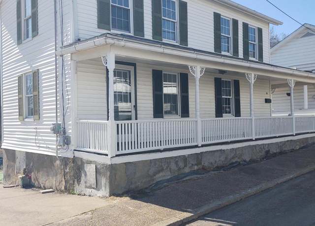 Property at 89 Coal St, Plymouth, PA 18651, 3 beds, 1 bath