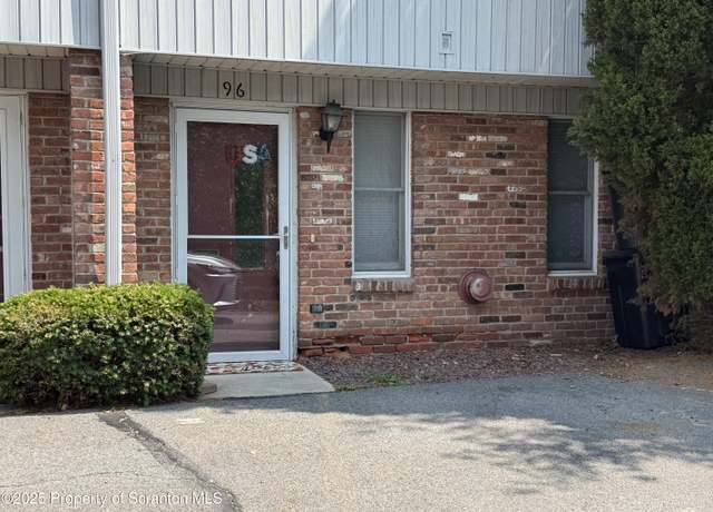 Property at 96 Abington Gardens Dr, South Abington Twp, PA 18411, 3 beds, 1.5 baths