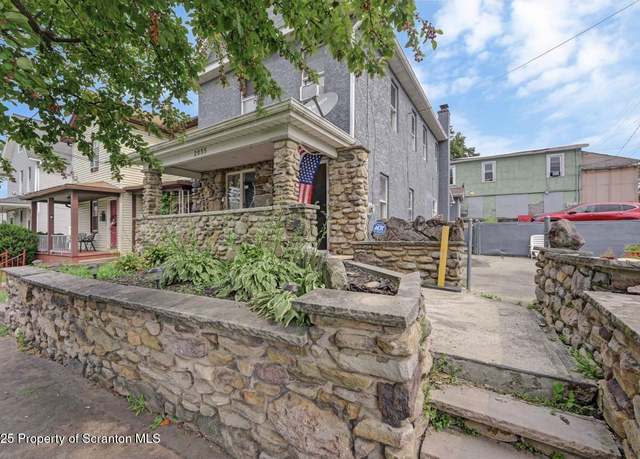 Property at 2035 Delaware St, Dunmore, PA 18512, 3 beds, 1 bath