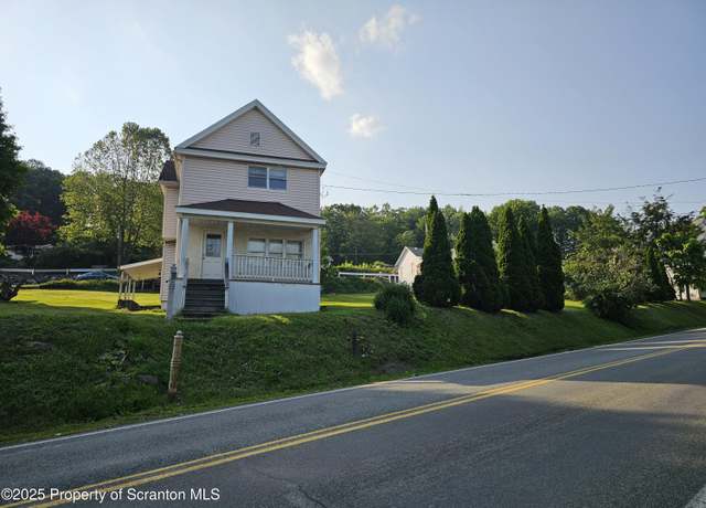 Property at 13 9th St, Blakely, PA 18447, 3 beds, 1 bath