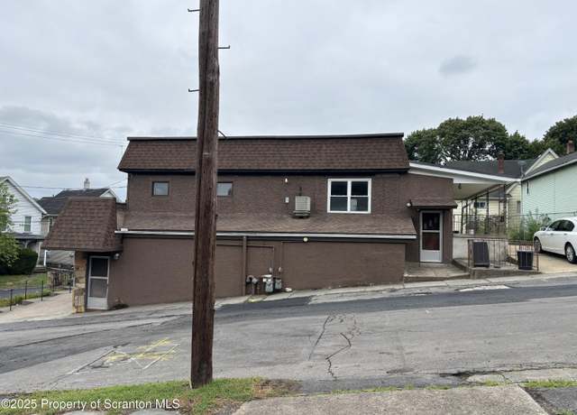 Property at 2521 N Main Ave, Scranton, PA 18508, 7 beds, 1.5 baths