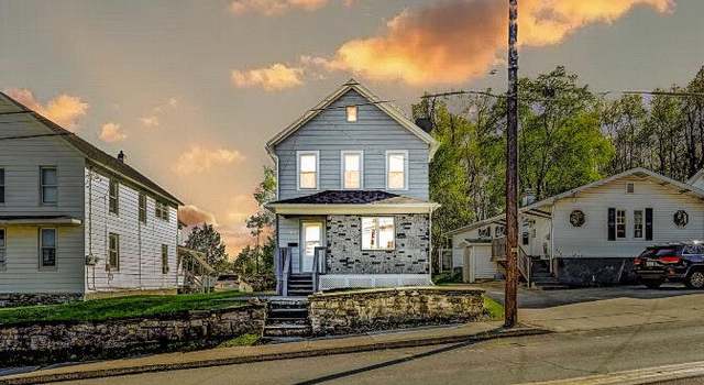 Photo of 109 Fallbrook Rd, Carbondale, PA 18407