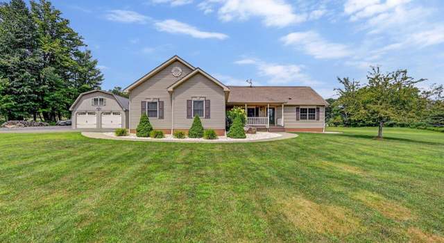 Photo of 915 Meadowlark Dr, Madison Twp, PA 18444