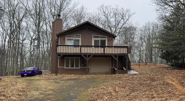 Photo of 1526 Deer Run, Bushkill, PA 18324