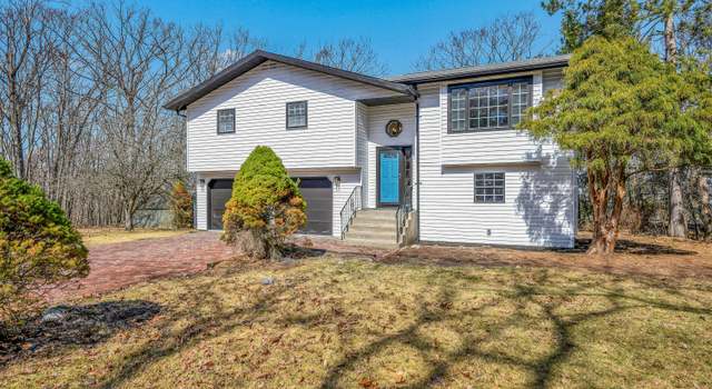 Photo of 340 Mountain Oaks Dr, Wilkes-barre, PA 18706