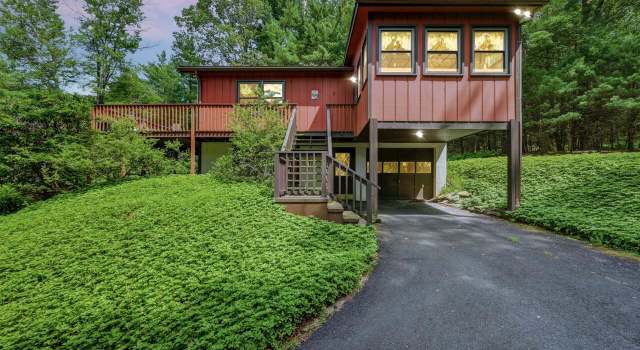 Photo of 7319 Moss Dr, Swiftwater, PA 18370