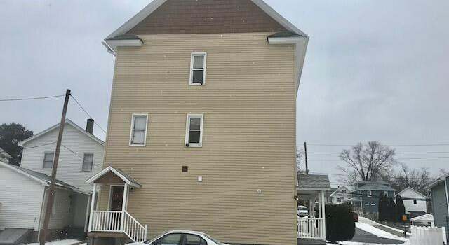 Photo of 303 W Grove St, Taylor, PA 18517