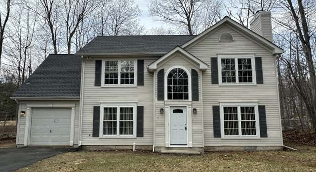 Photo of 148 White Pine Trl, East Stroudsburg, PA 18301
