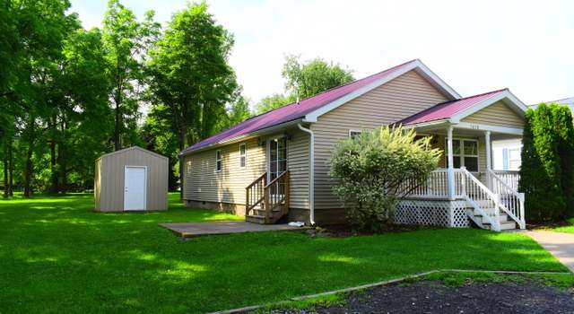 Photo of 5458 School Rd, New Milford, PA 18834