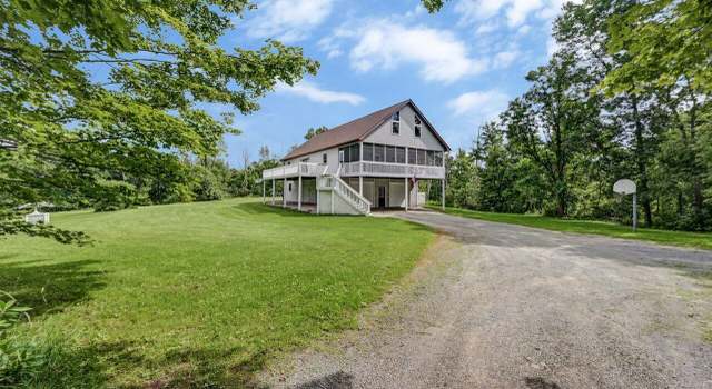 Photo of 38 Stone Ln, Scott Township, PA 18447