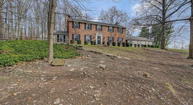 Photo of 110 Wyndwood Rd, Glenburn Twp, PA 18414